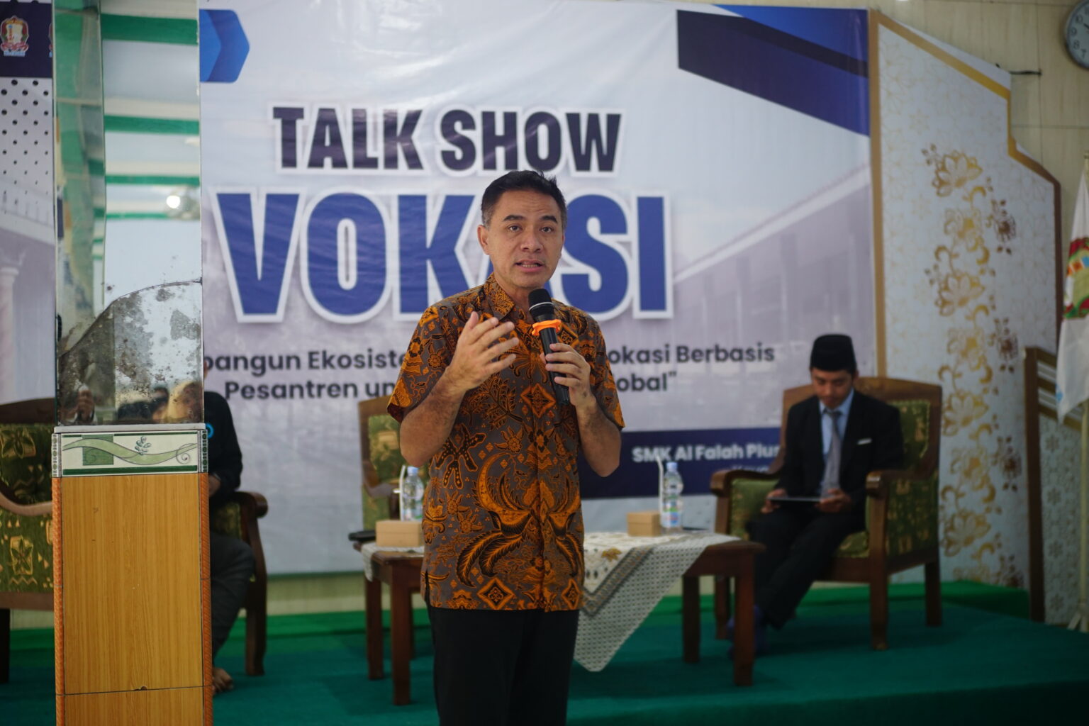 Talk Show: Membangun Ekosistem Pendidikan Vokasi Berbasis Pesantren